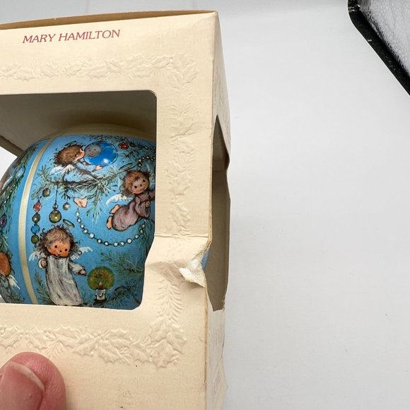 Hallmark Keepsake MARY HAMILTON Angels GLASS Ornament 1981 NEW IN BOX - Picture 10 of 11